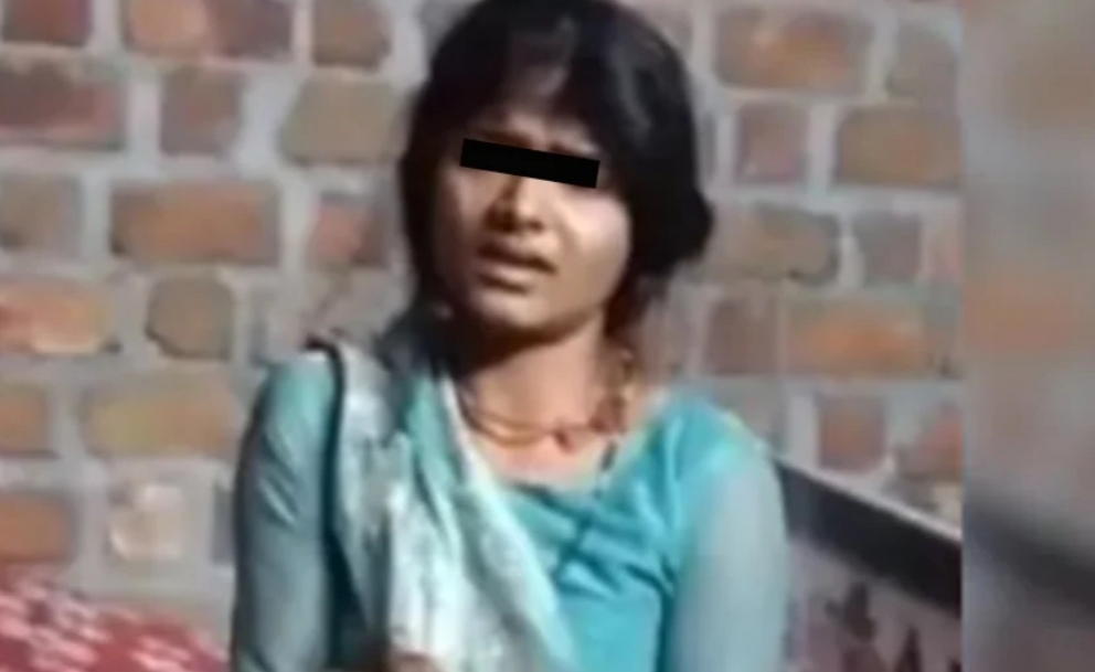 एक महिलाले आफ्नो पतिको  जिब्रो टोकेर छिनालिन,