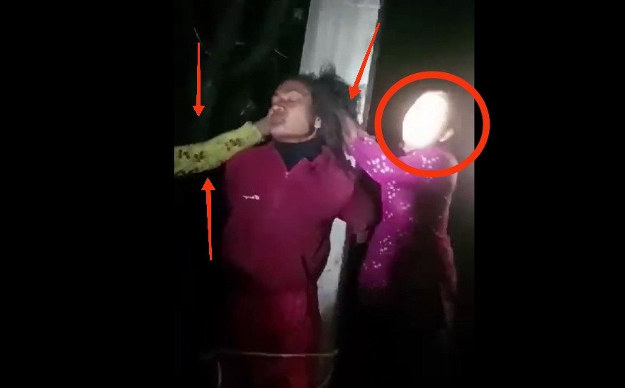 दाङमा महिलालाई बिजुलीको खम्बामा बाँधेर निर्घात कुटपिट भिडियो सामाजिक सञ्जालमा भाइरल ,