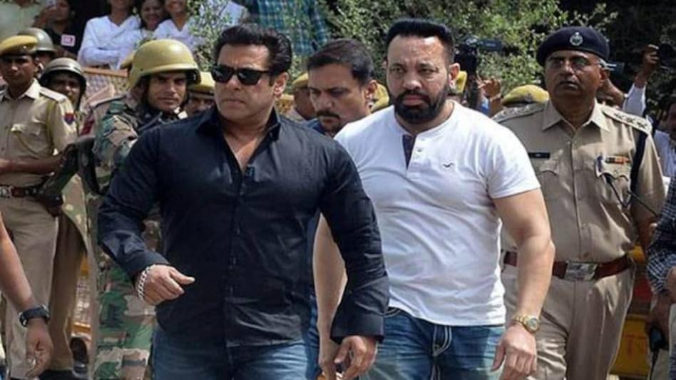 बलिउड अभिनेता सलमान खानको कारलाई बमले उडाउने ज्यान मार्ने धम्की आयो,
