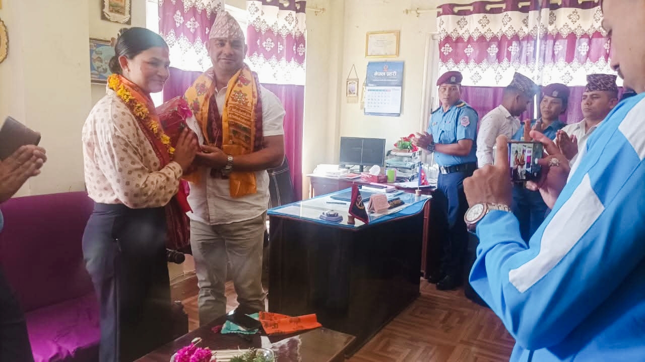 ईलाका प्रहरी कार्यालय गढवा दाङमा कार्यकाल पुरा गरि प्रहरी निरीक्षक कालिका कार्कीको विदाई