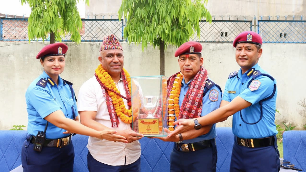 जिल्ला प्रहरी कार्यालय बाँके एसपी कार्कीको शुक्रबार बिदाई एवं एसपी घर्तीको स्वागत,
