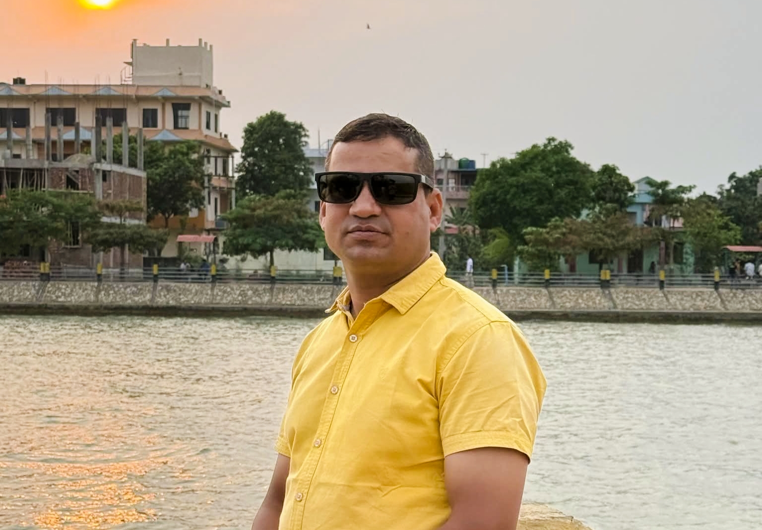 अनुशासनले बनेको संगठनमा कर्तव्यमा चुक्ने र गल्ती गर्नेलाइ प्रहरी ऎन अनुसार कार्वाही गर्नुपर्छ