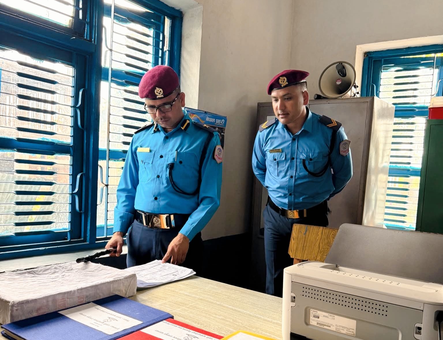 ईप्रका रामपुर पाल्पाका प्रमुख प्रहरी निरीक्षक राम बहादुर नेपालीद्वारा साप्ताहिक निरीक्षण