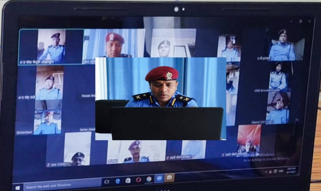 ओखलढुंगा प्रहरी प्रमुख डिएसपी मदन केसीद्वारा Virtual बाट निर्देशन सम्बोधन