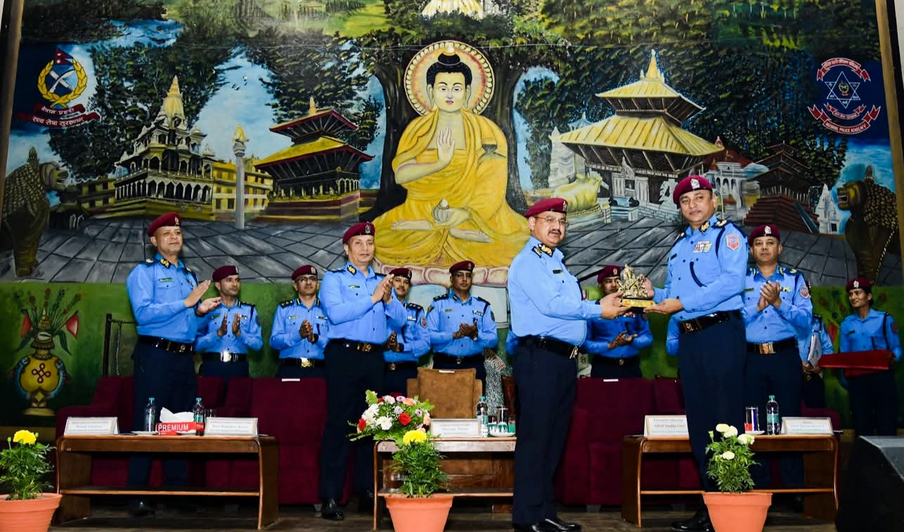 आईजिपी दिपक थापाद्वारा नेपाल पुलिस स्टाफ कलेज र प्रहरी अपराध अनुसन्धान विद्यालयको निरीक्षण,