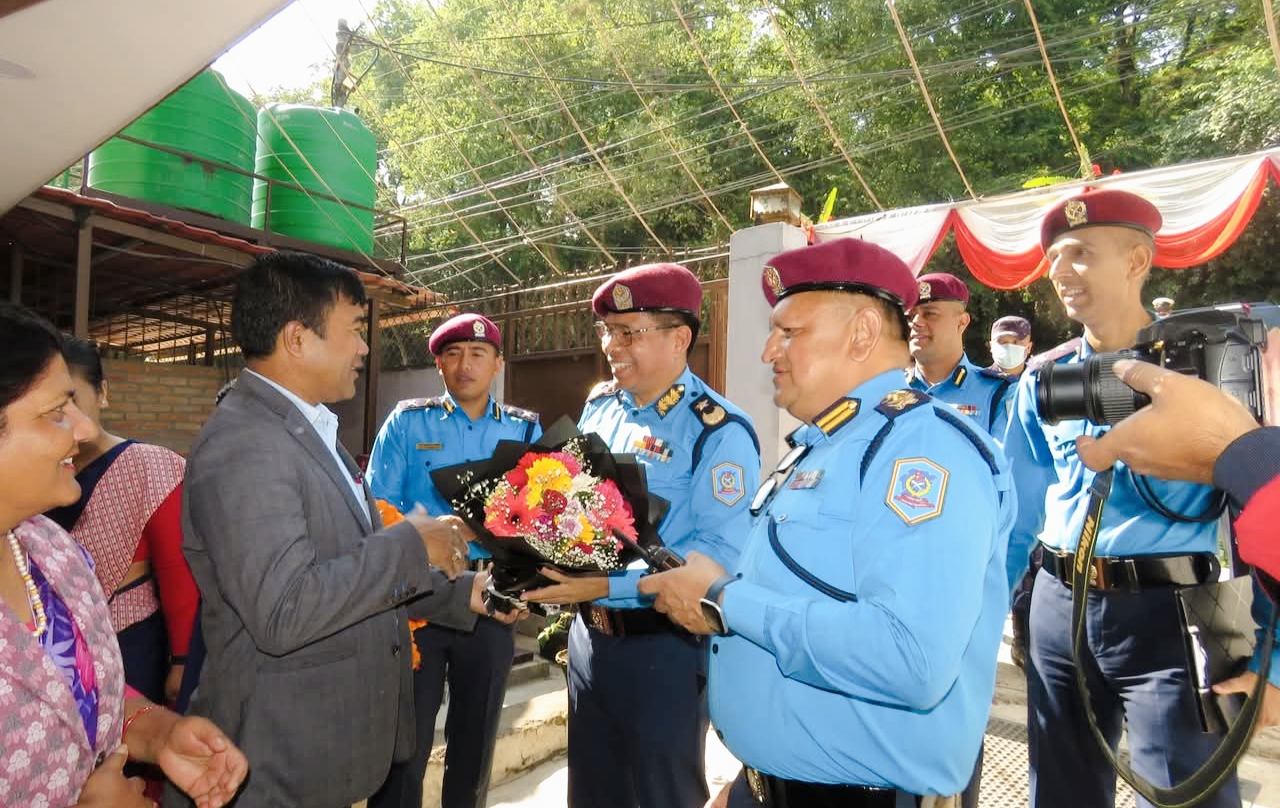 एआईजी टेक तामाङद्वारा लागूऔषध दुर्व्यसन विरूद्धको महाअभियान रहित घर अभियान हस्ताक्षर