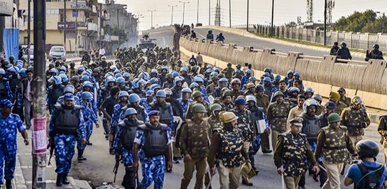 भारतको मणिपुरको विभिन्न जिल्लाहरुमा कर्फ्यु र निषेधाज्ञा जारी सुरक्षाकर्मी तैनाथ