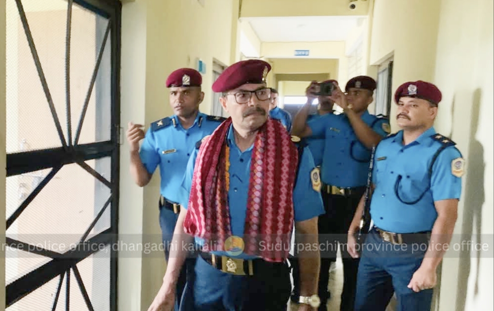 प्रदेश प्रहरी प्रमुख डिआईजी बिकद्वारा आसरा सुधार केन्द्र फुलवारी धनगढीको निरीक्षण