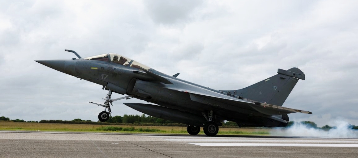 बेलायती नौसेनाको फाइटर जेट एफ–३५ ले भारतमा आकस्मिक अवतरण गर्‍यो