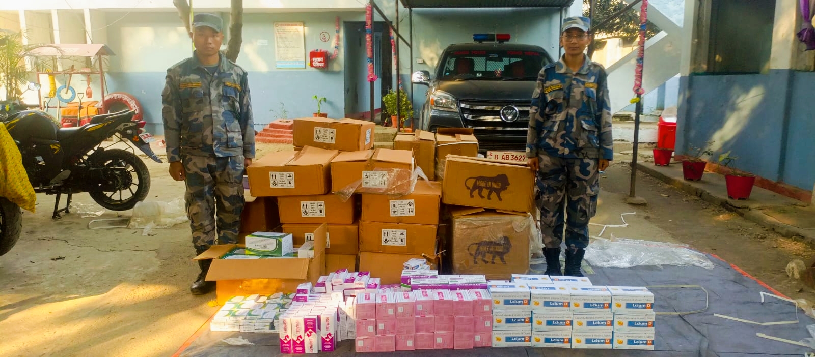 सशस्त्र प्रहरी पर्साले ११ महिनामा ३८ करोड २७ लाख ७९ हजार ८९० मूल्य बराबरको सामान पक्राउ,