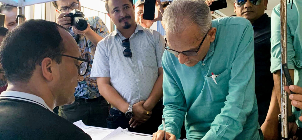 पूर्वप्रधानमन्त्री डा. बाबुराम भट्टराईले रास्वपाले सञ्चालन गरेको हस्ताक्षर अभियानमा ऐक्यबद्धता