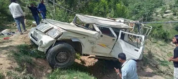 डोटीको दिपायलमा जीप दुर्घटना हुँदा ९ जना यात्रु घाइते