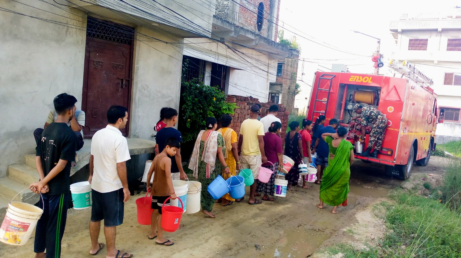 बिरगंज बासीहरु खानेपानीको चरम अभाव झेल्दै अहिले दैनिक एक करोड लिटर भन्दा बढी पानी आपूर्ति हुँदै,