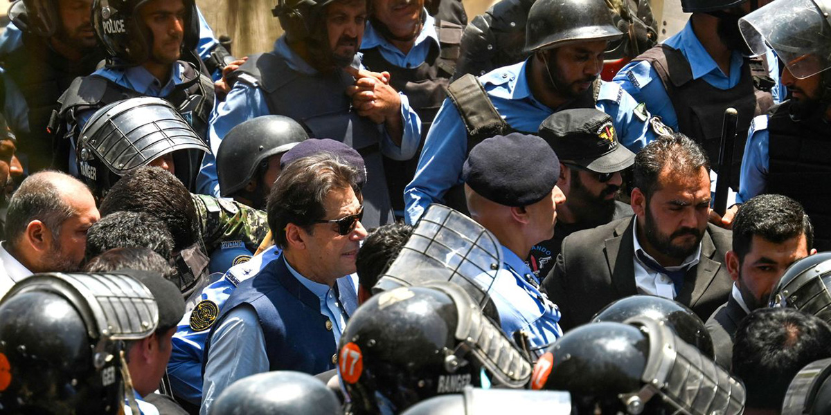 पाकिस्तानको अदालतले पूर्वप्रधानमन्त्री इमरान खानको पार्टीका १ सय ८ जना सदस्यलाई जेल सजाय,