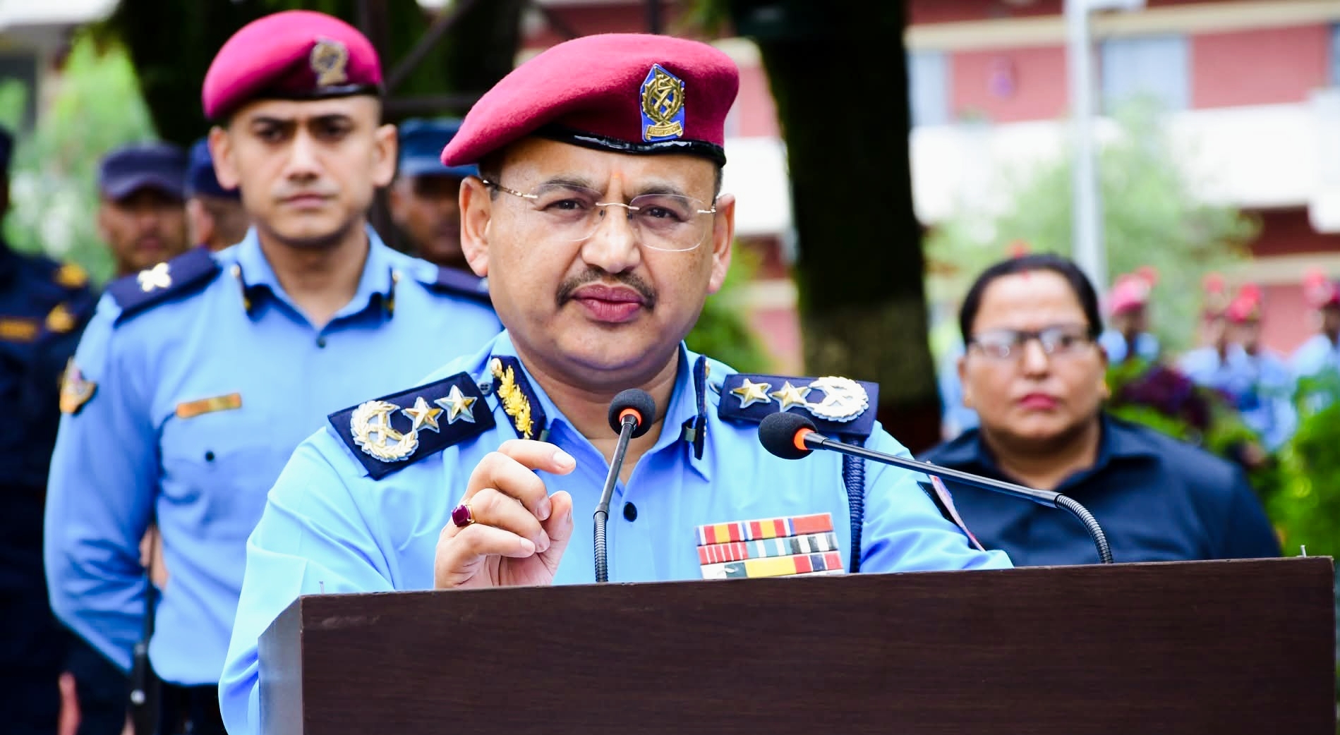 आईजिपी दिपक थापाको ६ महिना पदावधि थप्ने तयारी ३० वर्षे सेवाहद हटाउन मन्त्रिपरिष बैठक बस्दै,