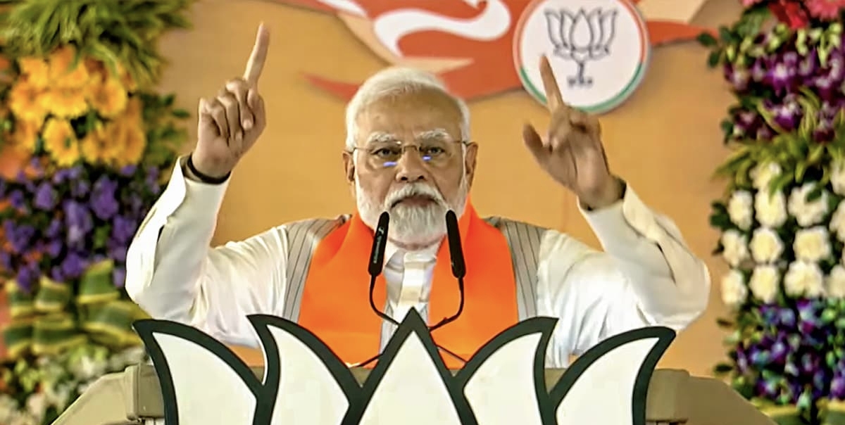 नेपालको पहिलो महिला सुशिला कार्कीले अन्तरिम प्रधानमन्त्रीको जिम्मेवारी सम्हालेलगत्तै भारतको स्वागत