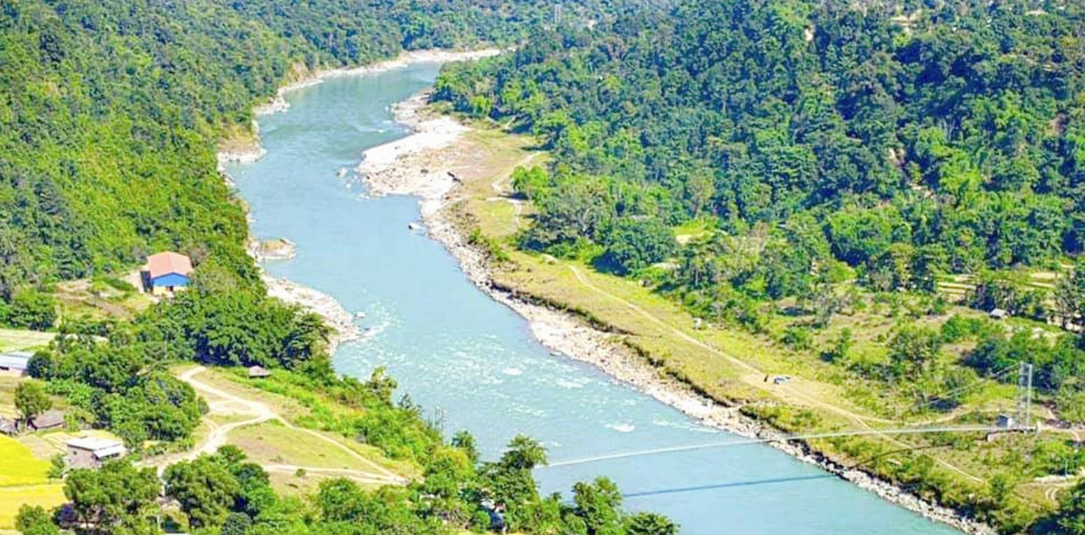 टिकटक बनाउने क्रममा कालीगण्डकी नदीमा खस्दा एक जना बेपत्ता,
