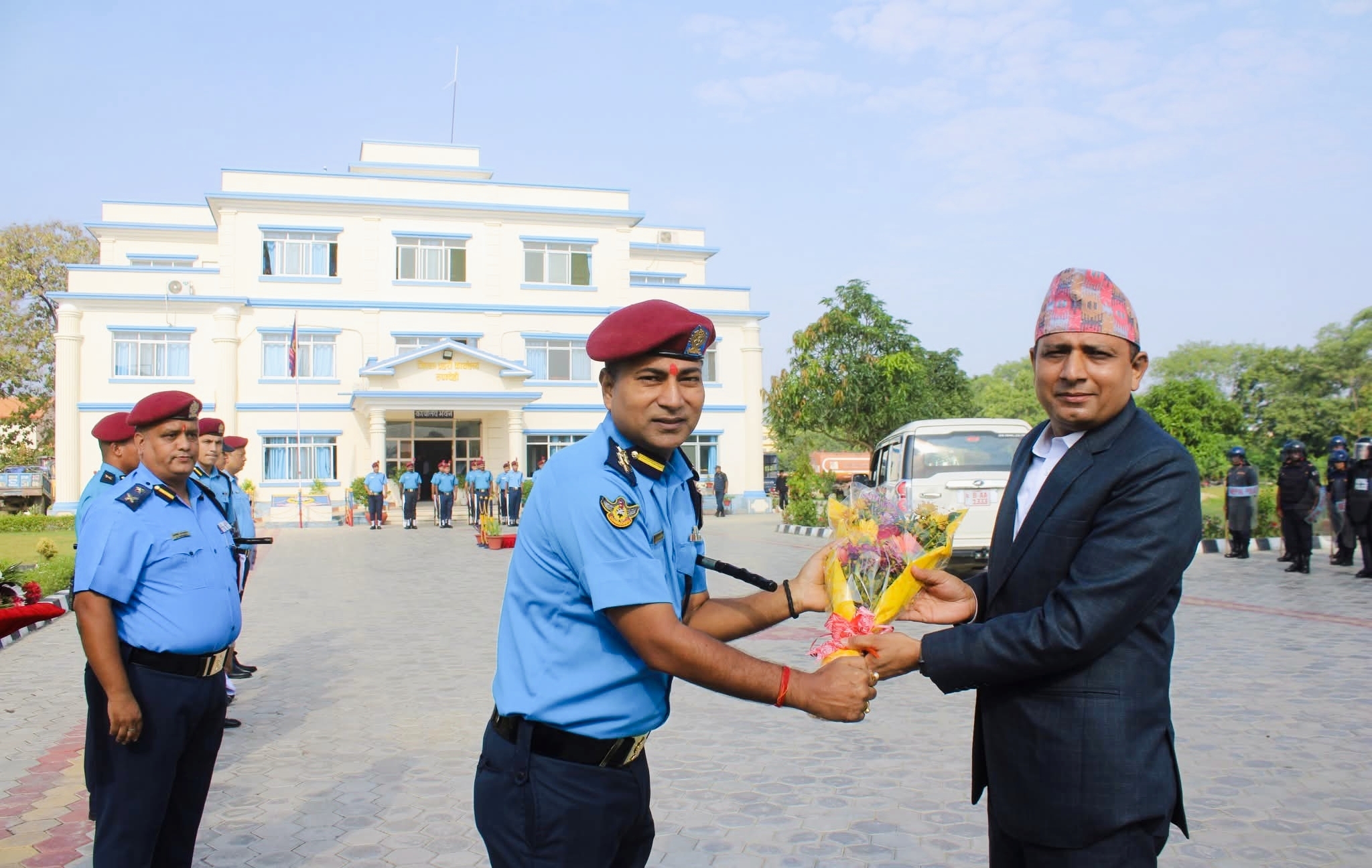 रुपन्देहीका प्रमुख जिल्ला अधिकारी पाण्डेद्वारा जिल्ला प्रहरी कार्यालय रुपन्देहीको निरीक्षण,