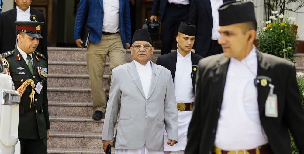 ओलीलाई हावा कुरा गरेको भन्दै प्रचण्डले एमाले छोडेर सबै नेताहरु आफ्नो पार्टीमा आउने दाबी गरे