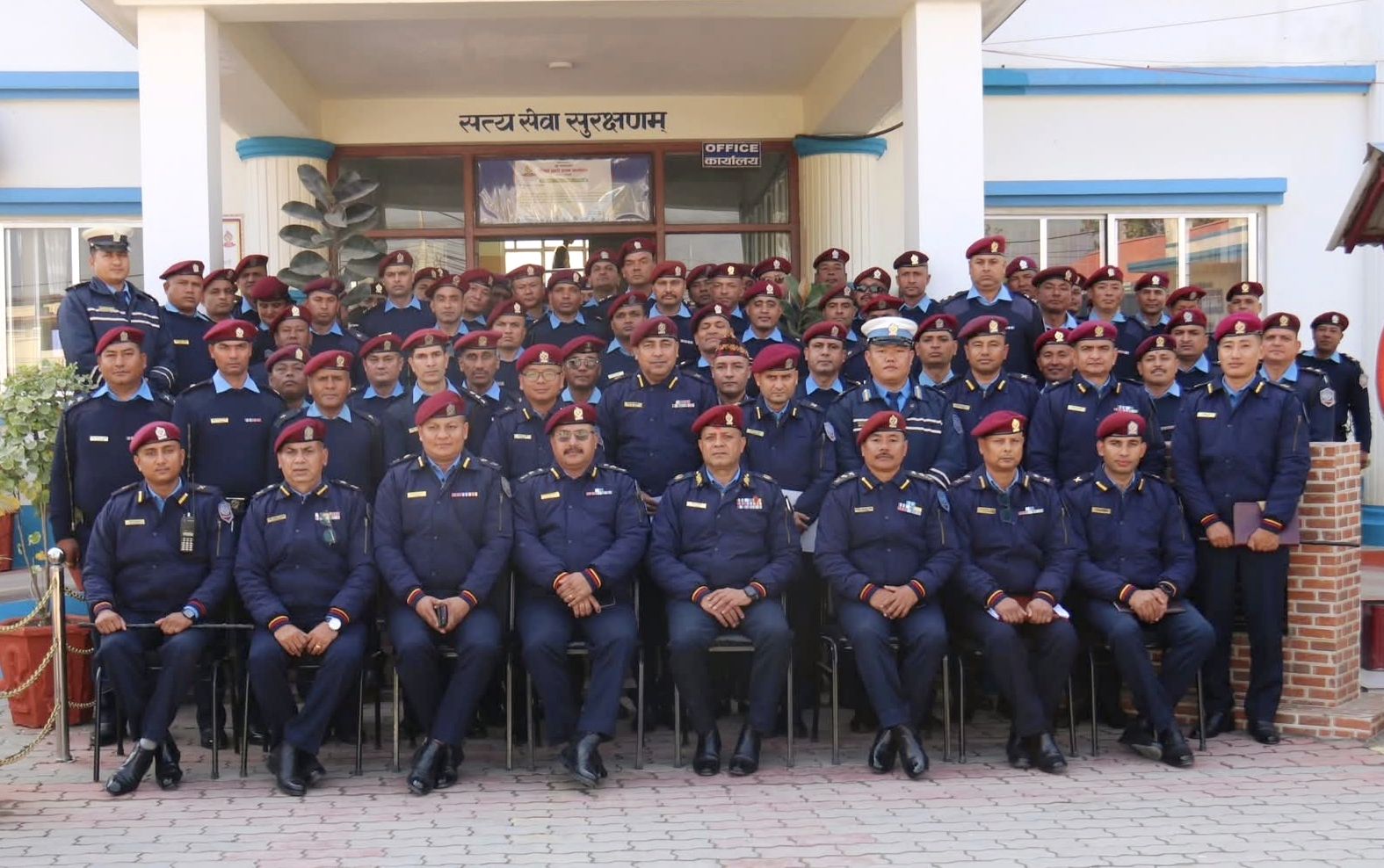 डिआईजी घिमिरेद्वारा जिप्रका सुनसरीको अनुगमन कठिन परिस्थिति र चुनौतीहरूको सामना गर्न निर्देशन