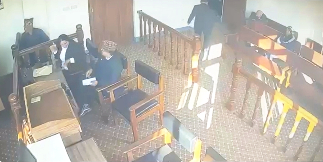 महिला वकिलमाथि अदालत परिसरमै दुर्व्यवहार कारबाहीको माग निवेदन दर्ता