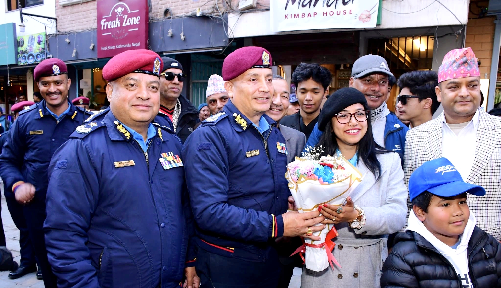 आईजिपी दानबहादुर कार्कीद्वारा विभिन्न प्रहरी चौकी र नयाँ प्रहरी भ्यानको उद्घाटन,