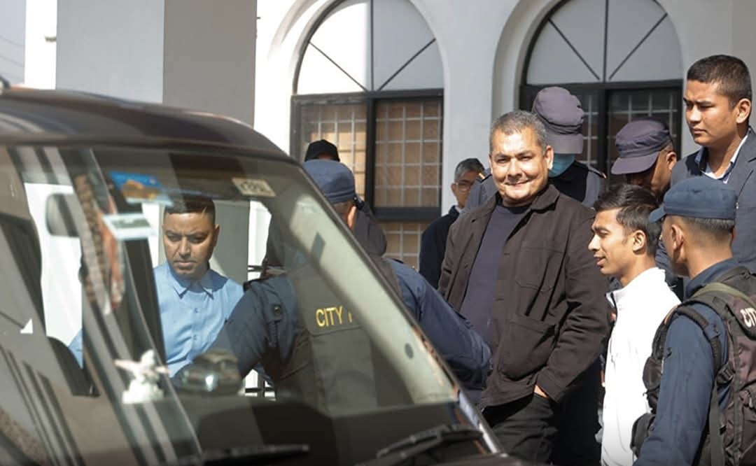 किन पर्छन् मेडिकल व्यवसायी दुर्गा प्रसाईं पटकपटक पक्राउ,?