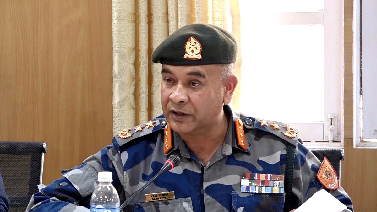 निर्वाचन सुरक्षा हाई अलर्टमा देश सीमानाकामा विशेष कडा निगरानी गर्न,आईजिपी अर्यालको निर्देश,