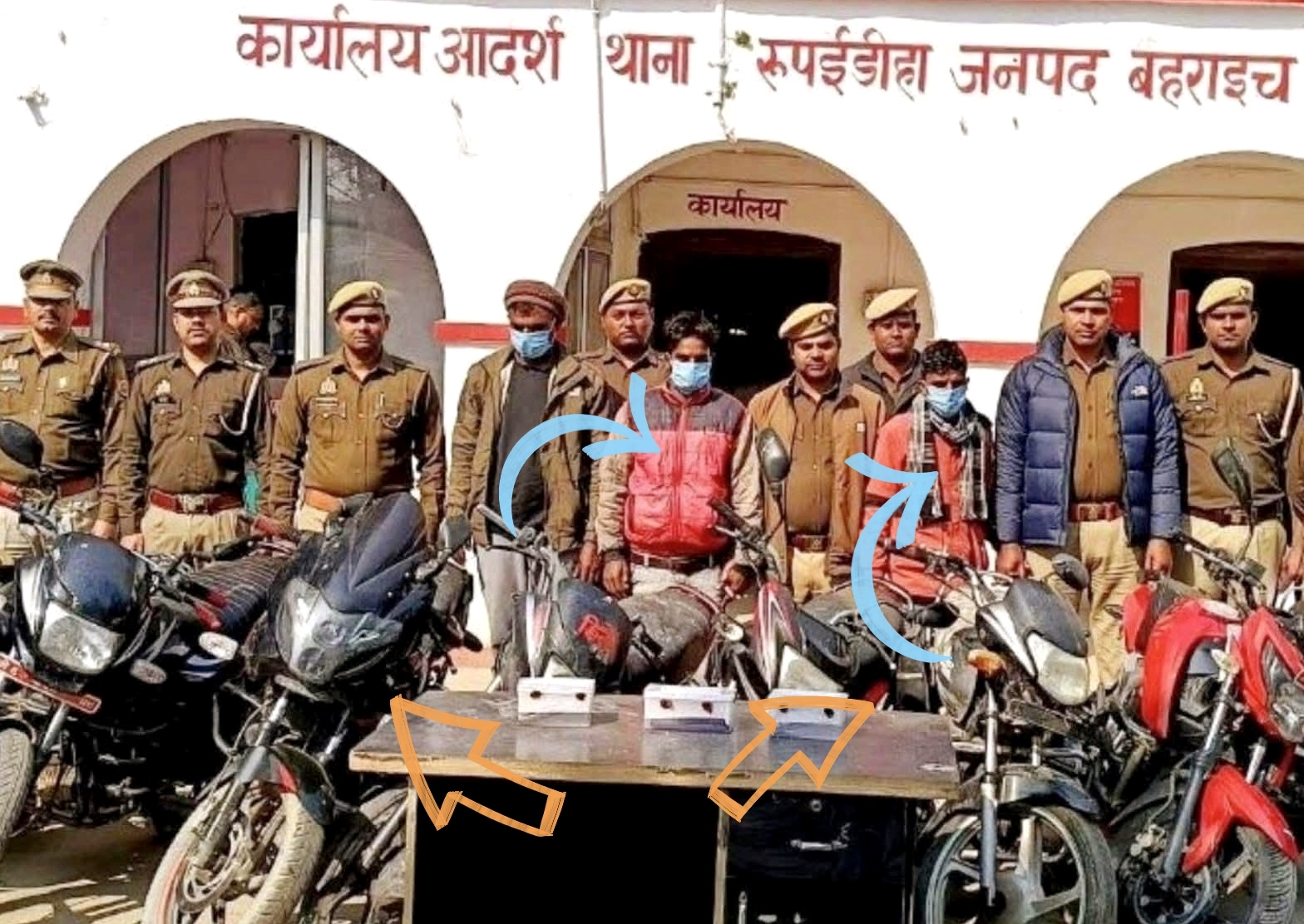 रूपईडीहा नाकामा मोटरसाइकल तस्करी भारत र नेपालबाट चोरेर लैजाँदै गर्दा चोरहरु पक्राउ,